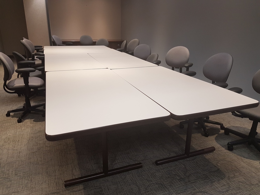 Traingin Table 6'x3' (wood, metal)