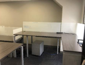 Tall workstation (39.5H)