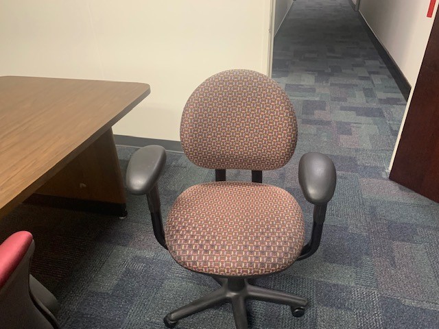 Task chair