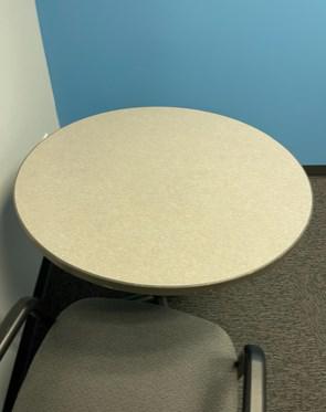 3’ROUND TABLE