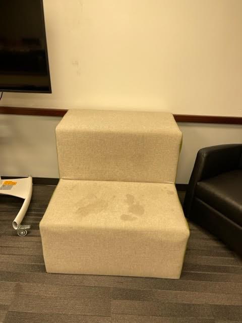STAIR COUCH