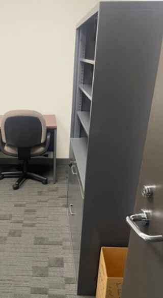 Bookcase with 2 drawers