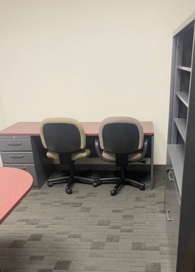 Desk, 1 Pedestal