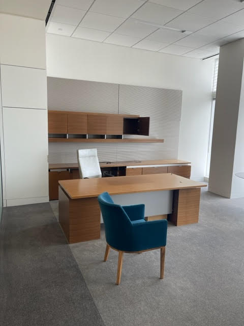 Wood office, 7'6"x10'x6"