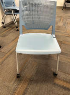 Chair on wheels (blue)