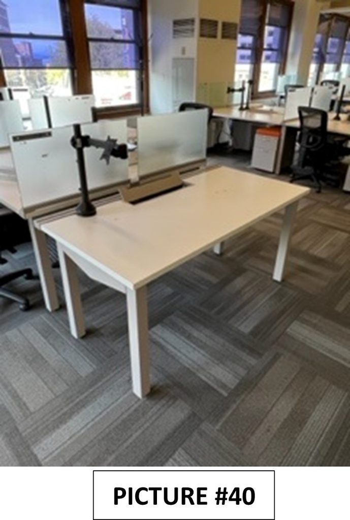 Benching Station 30"W X 60"L 