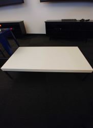 Coffee table, white
