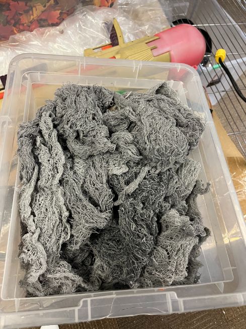 Box of grey mesh décor