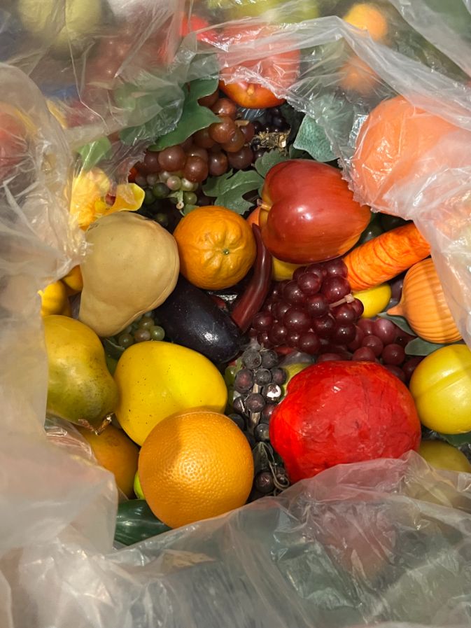 Bag of artificial fruits &amp; vegetables, misc.
