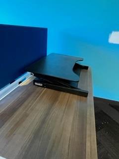 Desk Platform / 24" x 32" - varidesk