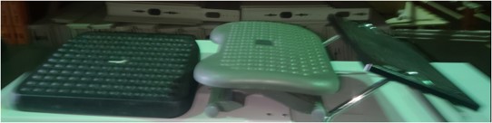 FOOT STOOL