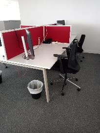 WORK STATION TABLE WITH 4X PARTITION(1)