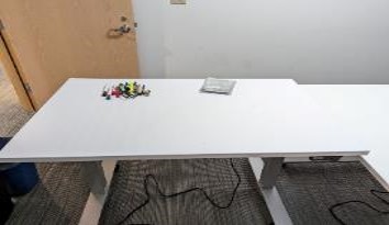 Desk, Straight, Height-Adjustable, White, 48"x30"