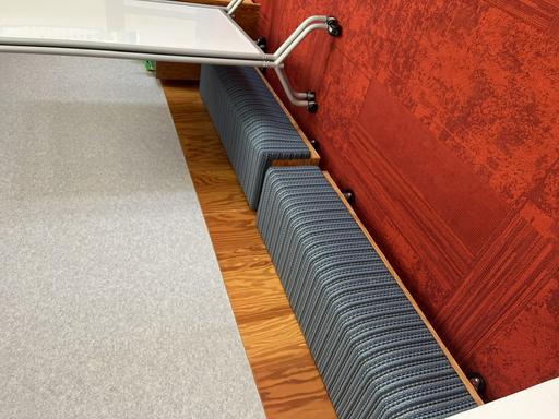 Bench - blue stripe (71x17x19)