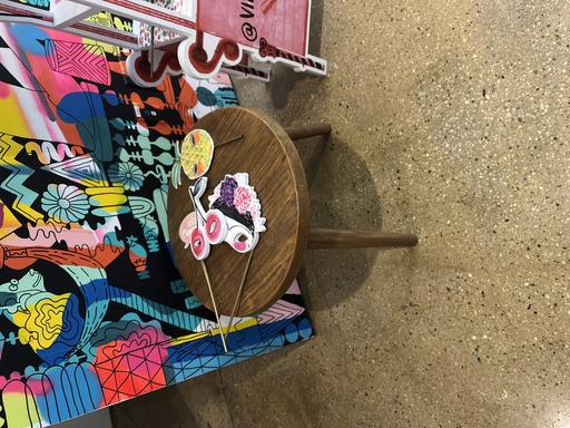 Side Table (22x22x20)