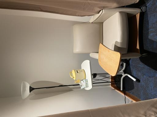 Lounge Chair w table