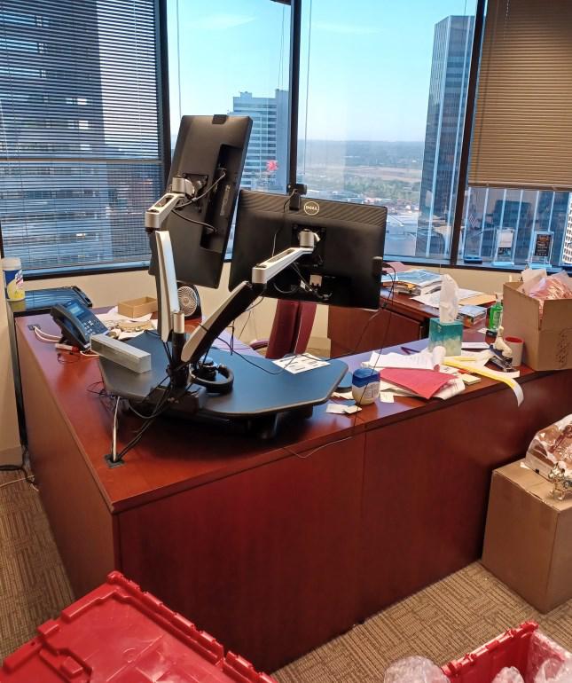 Lh U-Desk 6’ X 9’