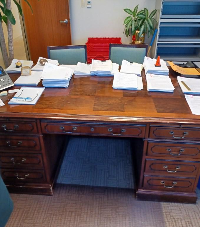 Desk 3’ X 6’