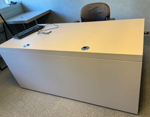 Desk, white, 64x32x30"