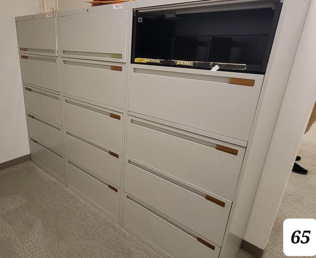 Gray 5 Dr file cabinet 30L x 18W x 65H