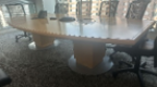 Conference table | Mesa de conferencia, 306x161x5"