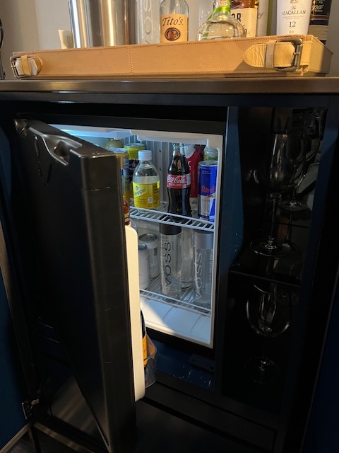 Mini fridge