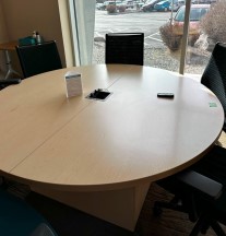 Round Meeting Table