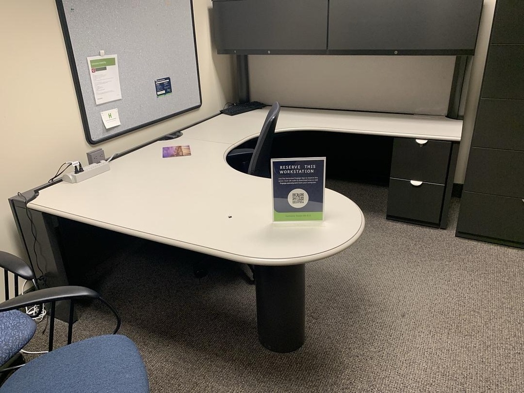 U-Shape Desk