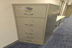 Locking File Cabinet | 带锁文件柜