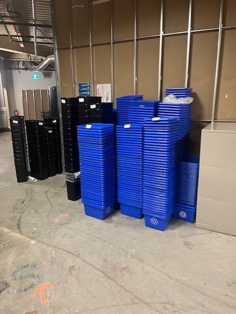 Garbage &amp; recycling bin