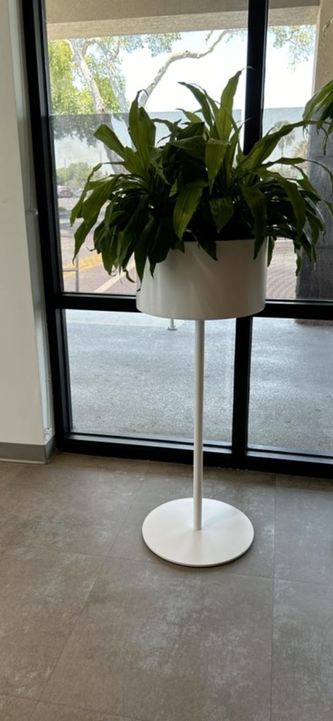 Short Planter