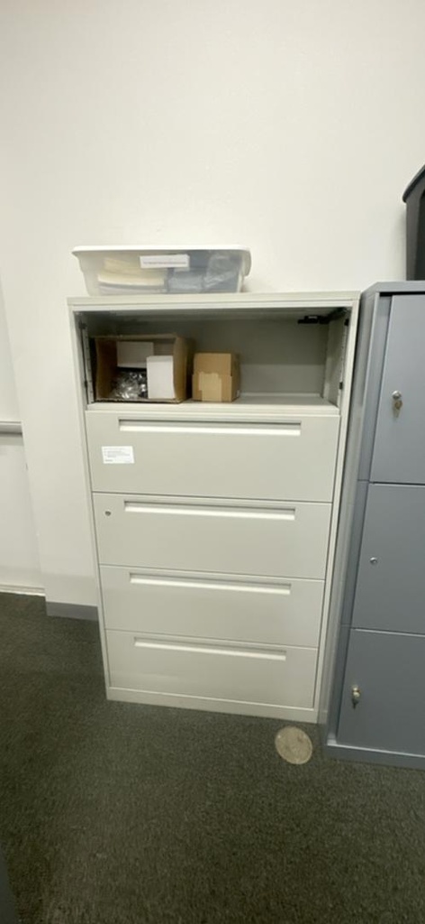 Filing Cabinet - white 5 drawer