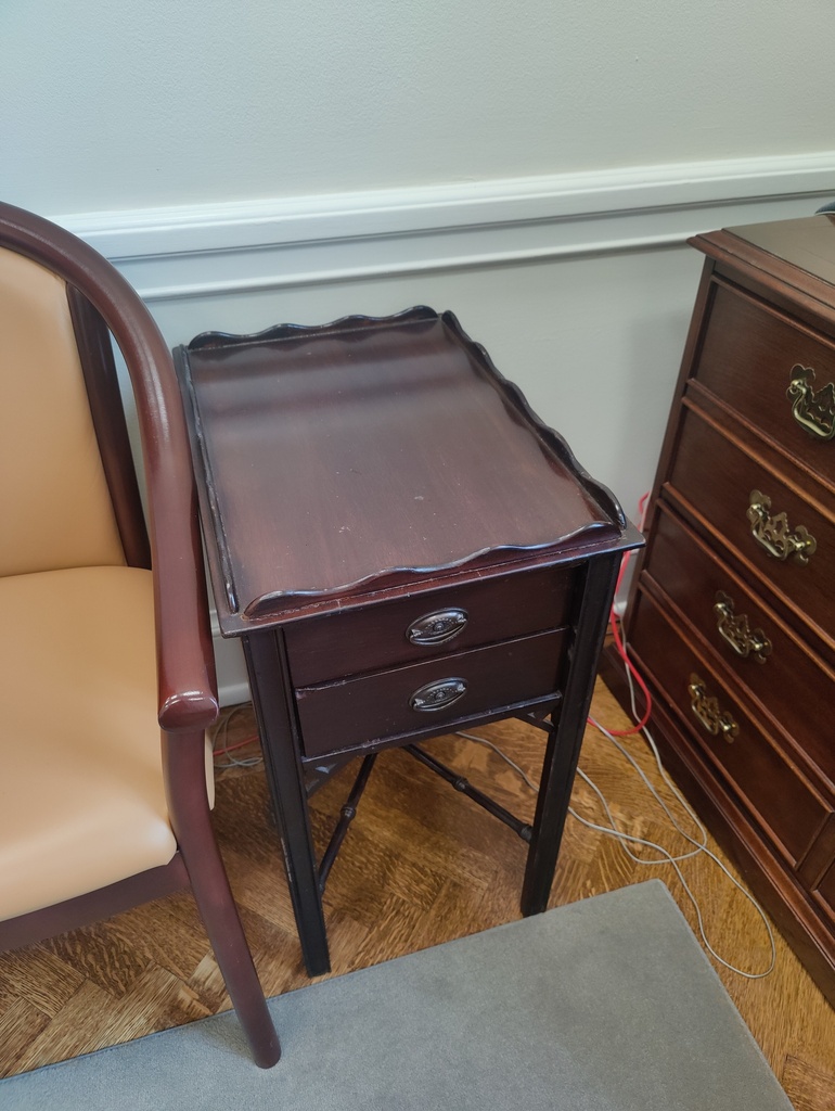 End Table 20x14x27