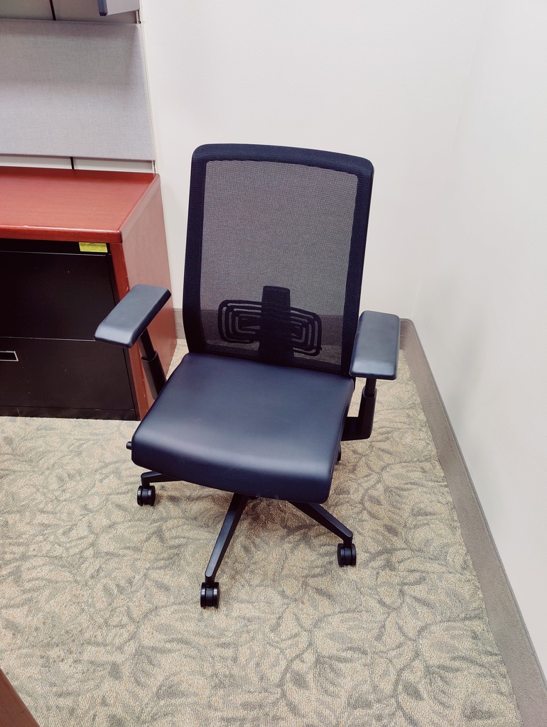 Haworth Very Black Task Chair