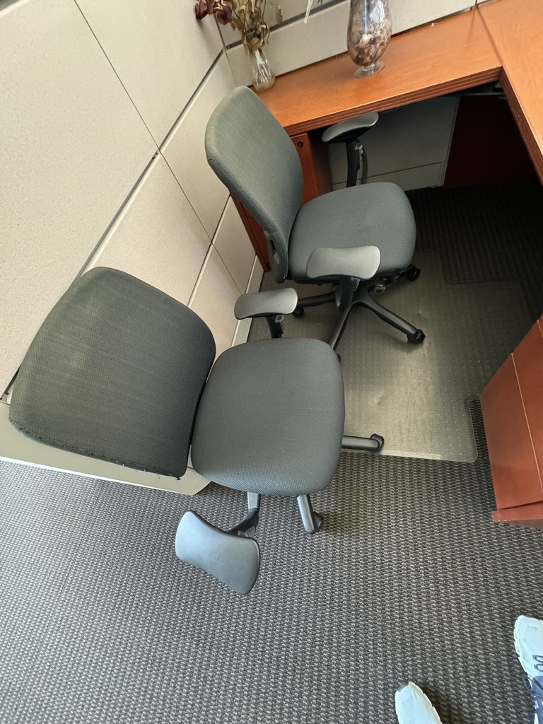 Black Task Chair
