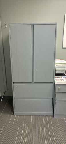 Metal Storage Cabinet (30x23x85)
