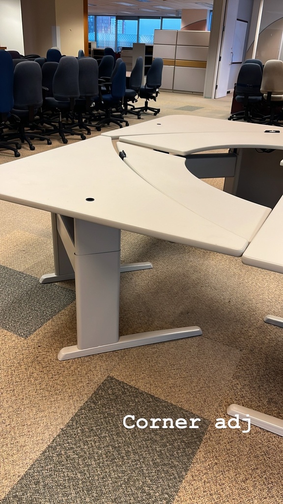 Corner Adjustable Desk