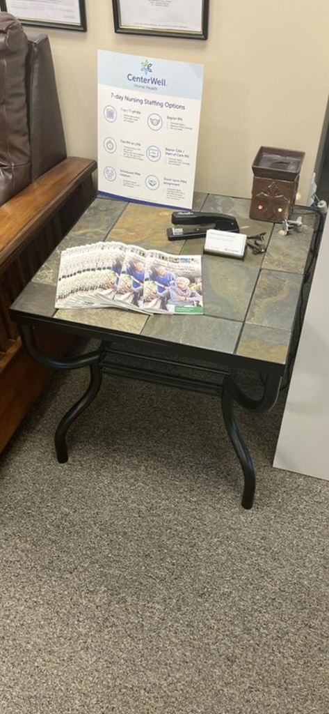 Side Table (H23 W24)