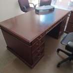Desk w/ Ped (3'x6')