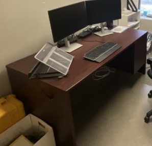 Mahogany Single Ped Desk