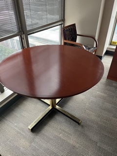 Round Table 42'' (Qty: 4)