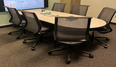 Hard Huddle Table - Seated - 96"