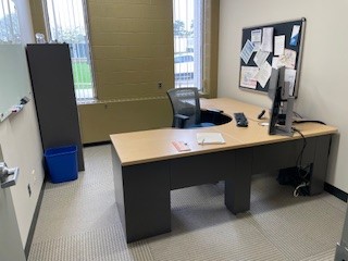 L-Shape Desk W/2 Peds - 1 Bbf &amp; 1 Ff 