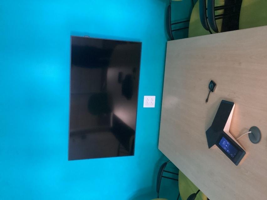 Samsung 49” 