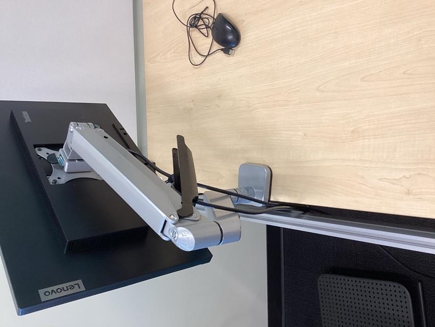 Single Monitor Arm