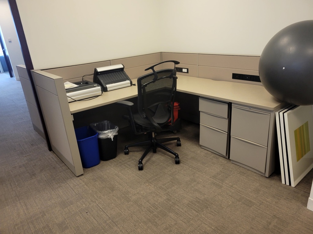 L-Shape Workstation 6x4