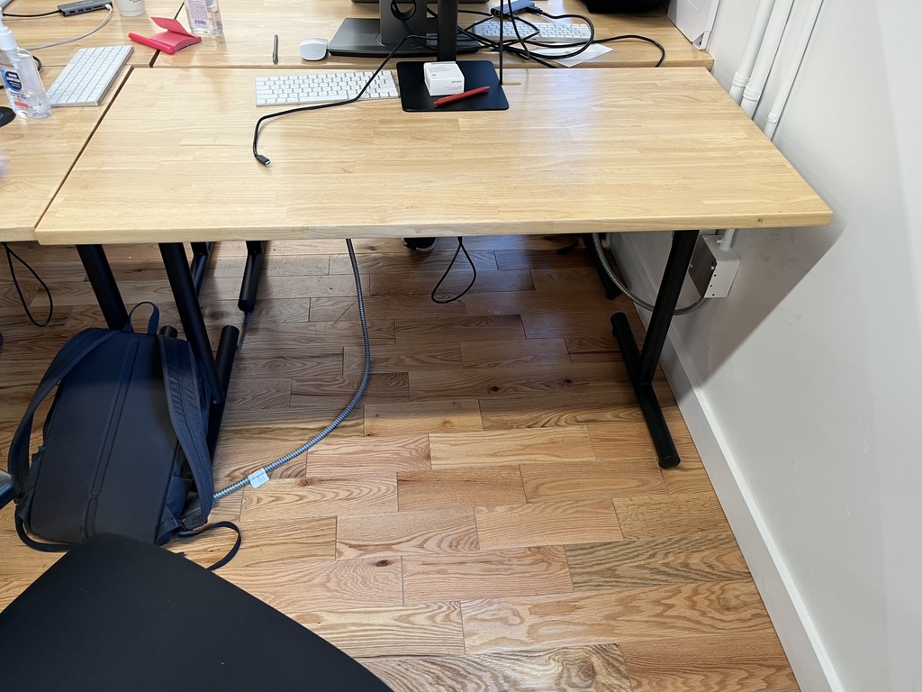 Desk/Table