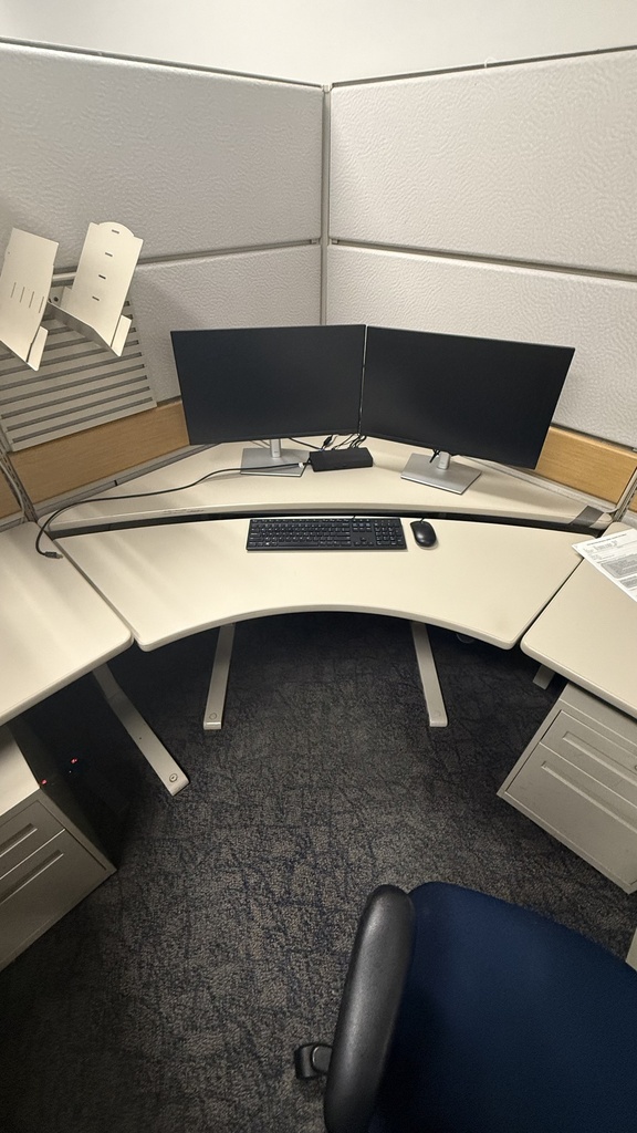 Cubicles height-adjustable corner desk