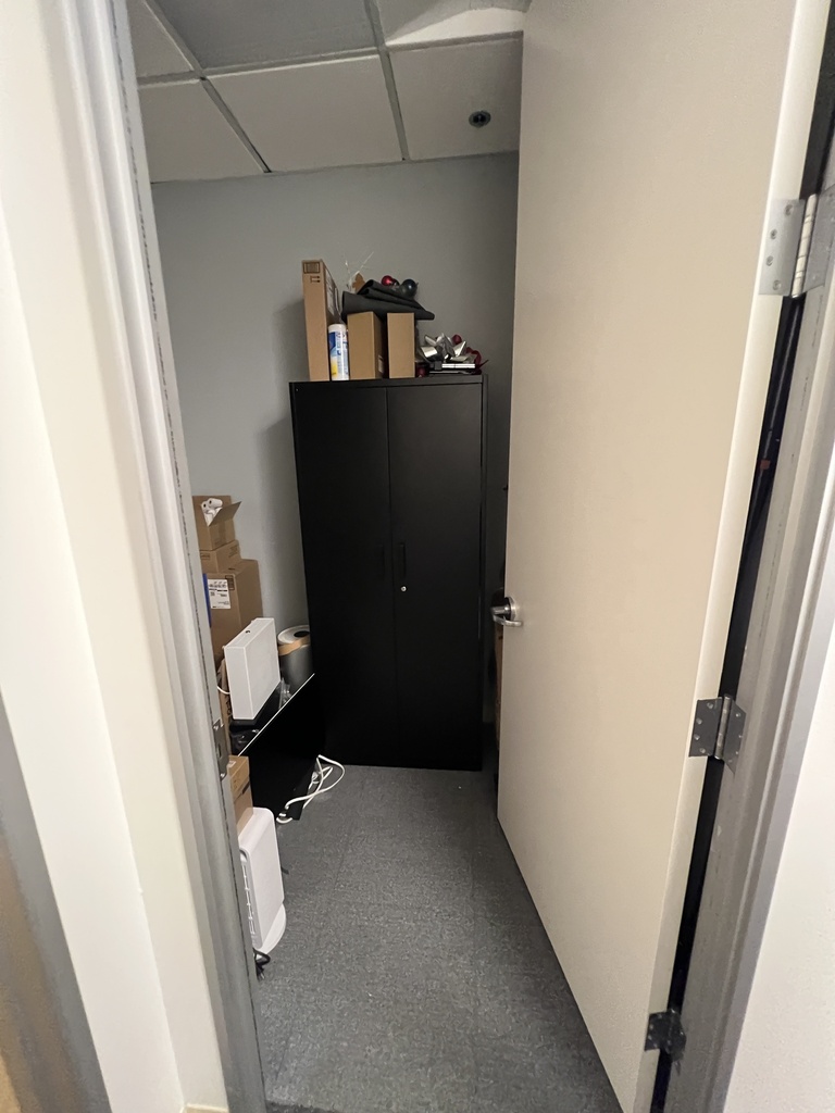 2-Door storage cabinet