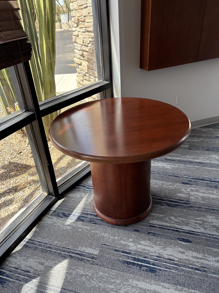 Round Side/Coffee Table